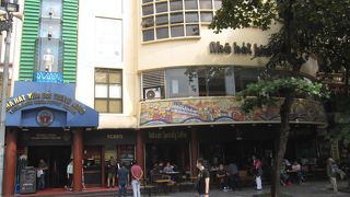 旧市街地にあります。