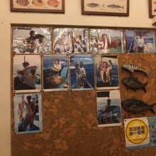 店内に飾られていたご主人の釣りの写真