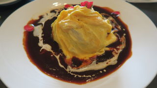 奈良では貴重なホテルラウンジ