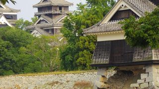 再建された櫓群