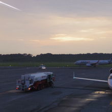 熊本空港ターミナル内から見た風景