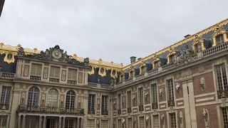 豪華絢爛なヴェルサイユ宮殿