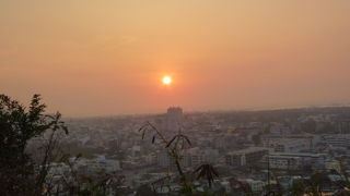 半屏山自然公園