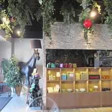 おしゃれな店内