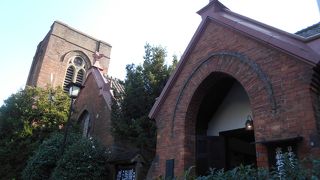 赤レンガの教会です