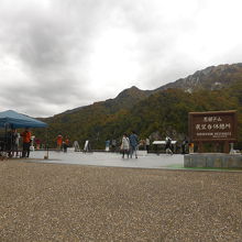 黒部ダム展望台