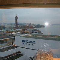 レストラン「銀河」からは玄界灘へのサンセットを一望可能。