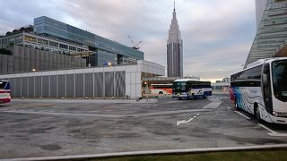 長距離路線や観光に便利