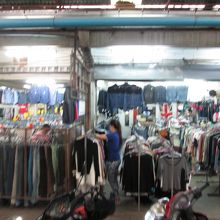 ソンバクホーイ市場