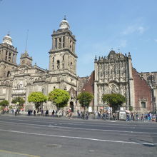 圧倒される聖堂