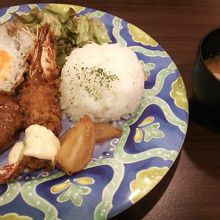 すなば煮込みランチ