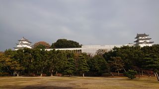 石垣が目立つ城址