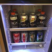 飲み物すべて無料　マカオビールMGM缶もあります