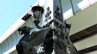 翼を持った麒麟