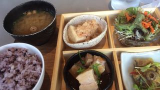 健康的なランチ