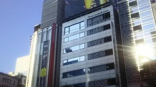 紳士ものとか婦人ものとかまとめてよく見ることができる