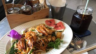 第1バスターミナル前のカフェです