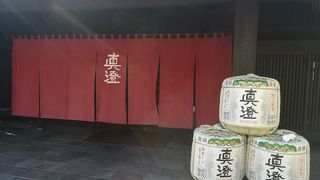 広くて充実の酒蔵ショップ