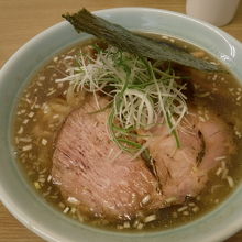 麺屋 つるる