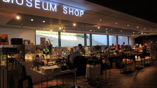 ムンク関連グッズが多かったです