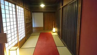 内部の見学はプラス300円です