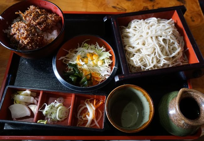 ソースかつ丼が目当てだったのですが