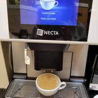 ラウンジ内のコーヒーマシン