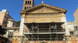 後陣にあるモザイク・・・