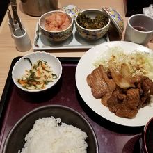 しょうが焼き定食@1000円