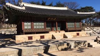 降伏した後に国王が住んだ場所