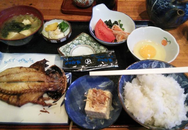 味のあるおかあさんが作る美味しい朝ごはん