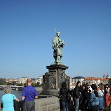 ネポムツキー像