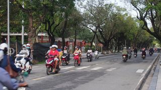 フォン川沿いにある