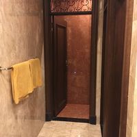 4階プール横のシャワールーム