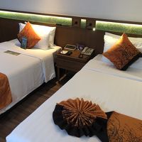 ツインルーム、ベッドまわり