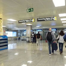マルタ国際空港 (MLA) Malta International Airport