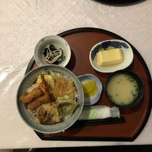 夕食は天丼もどき（笑）でした♪
