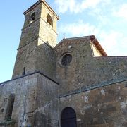 フレスコ画の教会