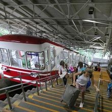 来年は新型車両