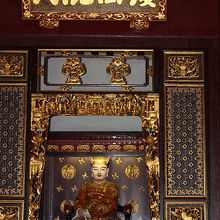 「保生大帝」像