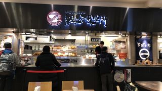 駅構内で美味しいうどん