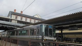 京阪神地区の便利で快適な列車