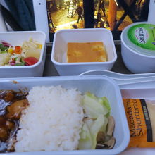 チェンマイ香港間。何か不明。これもイマイチ。