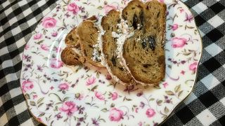 横浜の給食パン そして絶品シュトーレン