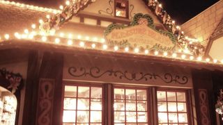 ピノキオを夢中にしたお菓子の島をイメージしたお店