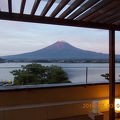 河口湖と富士山を望めるホテル