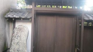 周囲の風情が歴史を感じて素敵でした