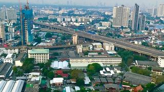 バンコクでの休暇にはマスクが必須、大気汚染悪化で