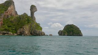 鳥の形？不思議なチキン島