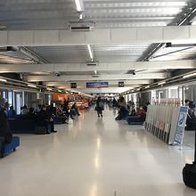 ジェットスター搭乗口の待合所